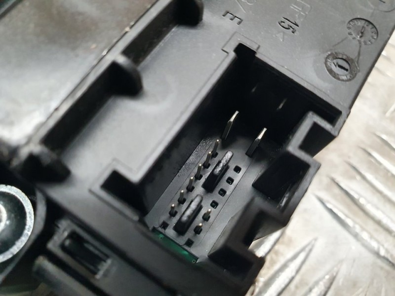 Recambio de elevalunas delantero izquierdo para volkswagen polo (6c1) advance bluemotion referencia OEM IAM SIN REF  ELECTRICO 1