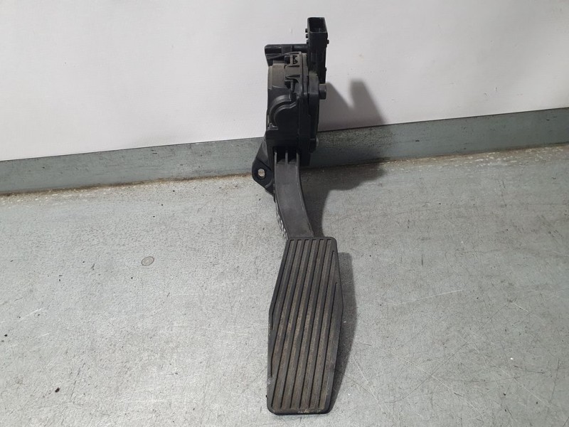 Recambio de potenciometro pedal para chevrolet cruze lt referencia OEM IAM 13252702 6PV00976507 GM