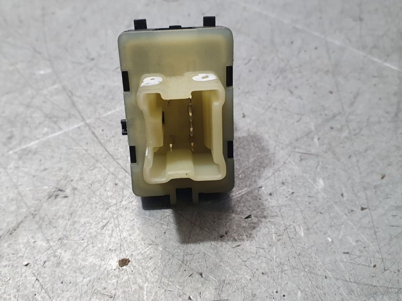 Recambio de mando elevalunas trasero izquierdo para renault captur dynamique referencia OEM IAM 254218614R 10023874 