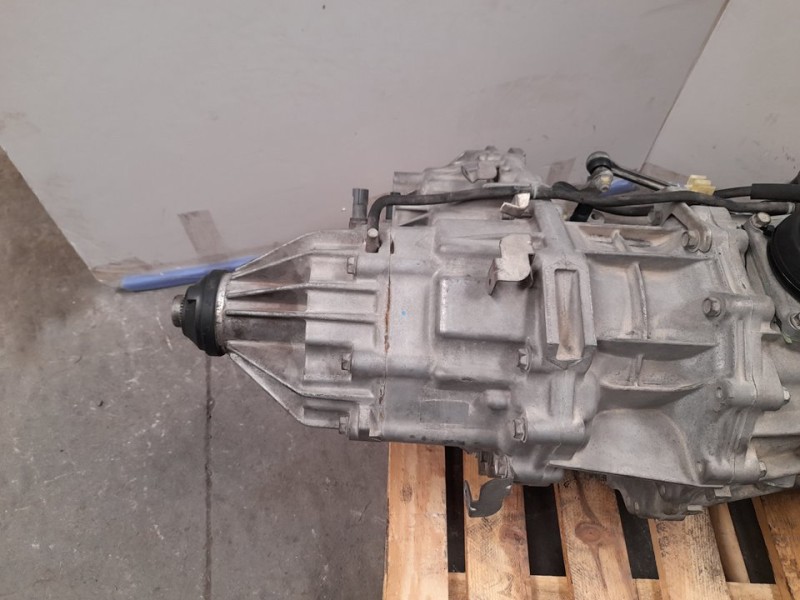 Recambio de caja transfer para nissan pathfinder (r51) 2.5 dci xe referencia OEM IAM 33100EA70A  
