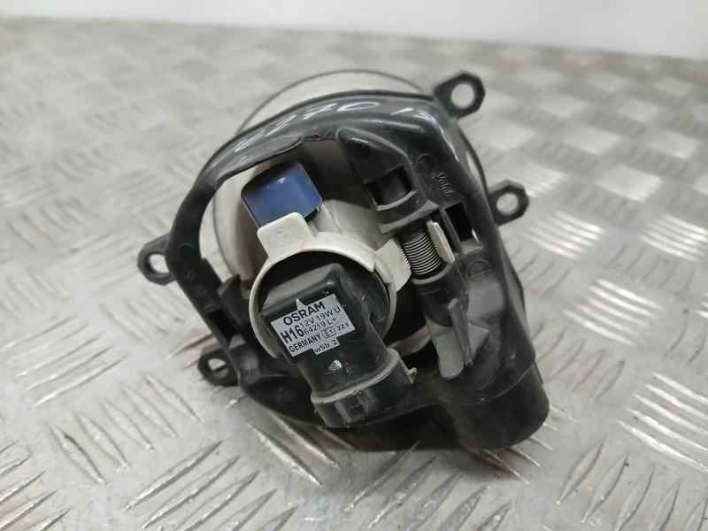 Recambio de faro antiniebla izquierdo para toyota avensis (t27) advance referencia OEM IAM 8122002110 90008497 VALEO