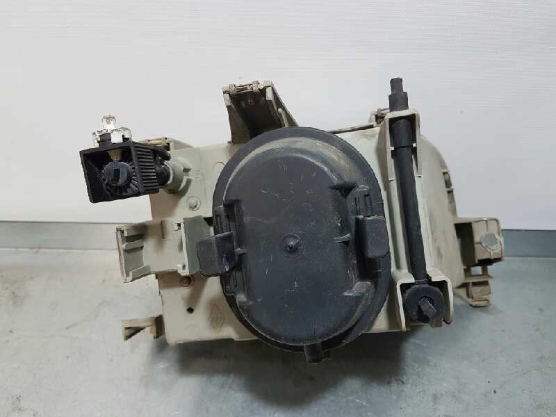 Recambio de faro izquierdo para renault clio i fase i+ii (b/c57) 1.2 alize referencia OEM IAM   VALEO