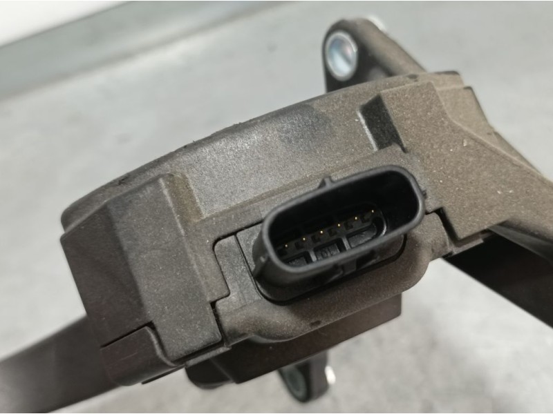 Recambio de potenciometro pedal para toyota c-hr hybrid style plus referencia OEM IAM 78110F4021 23897312561 