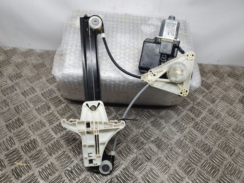 Recambio de elevalunas trasero derecho para volkswagen polo (6c1) advance bluemotion referencia OEM IAM SIN REF  ELECTRICO