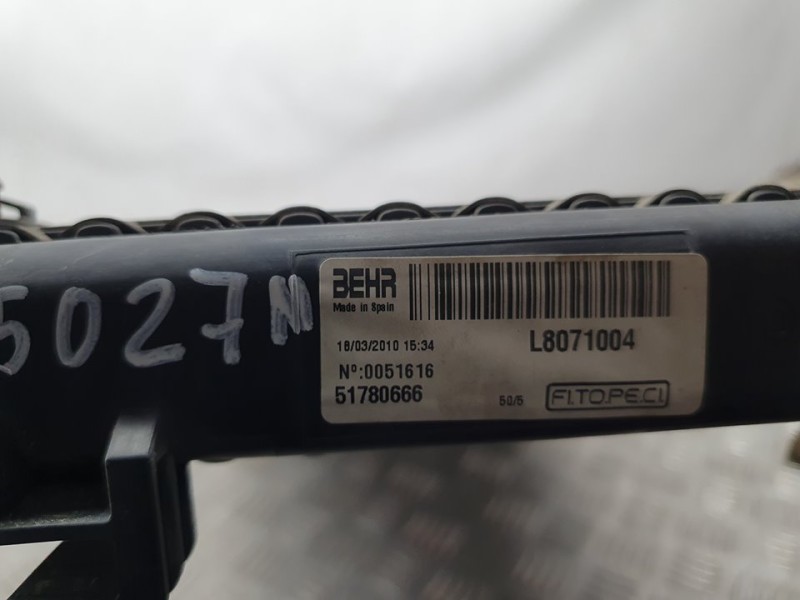 Recambio de radiador agua para citroën nemo basis referencia OEM IAM 51780666 L8071004 BEHR