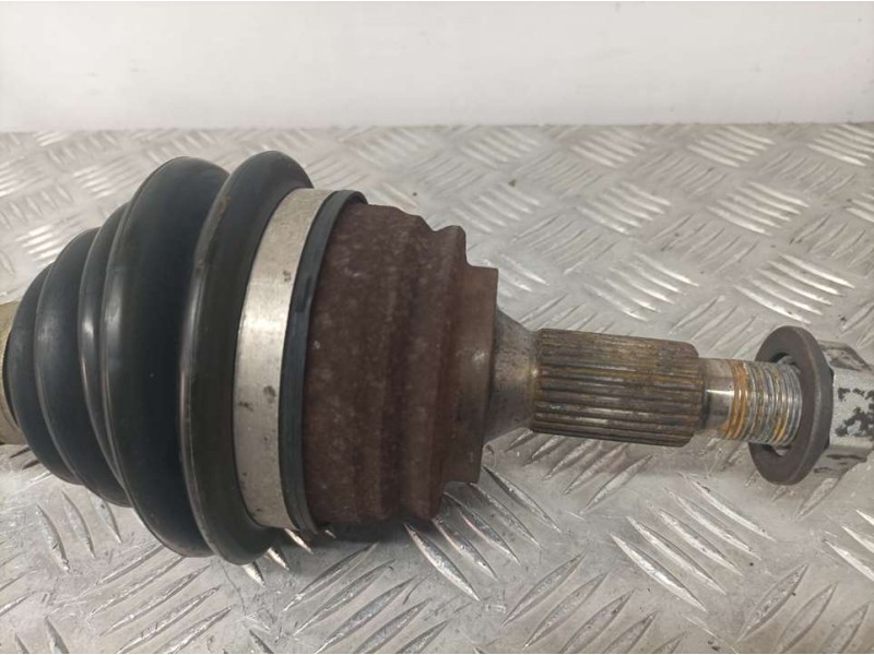 Recambio de transmision delantera derecha para peugeot 308 active referencia OEM IAM 9670725580  