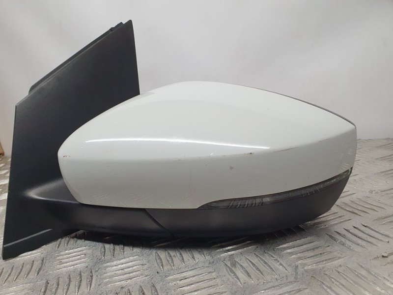 Recambio de retrovisor izquierdo para volkswagen polo (6c1) advance bluemotion referencia OEM IAM 6C1857501C  ELECTRICO 6 CABLES