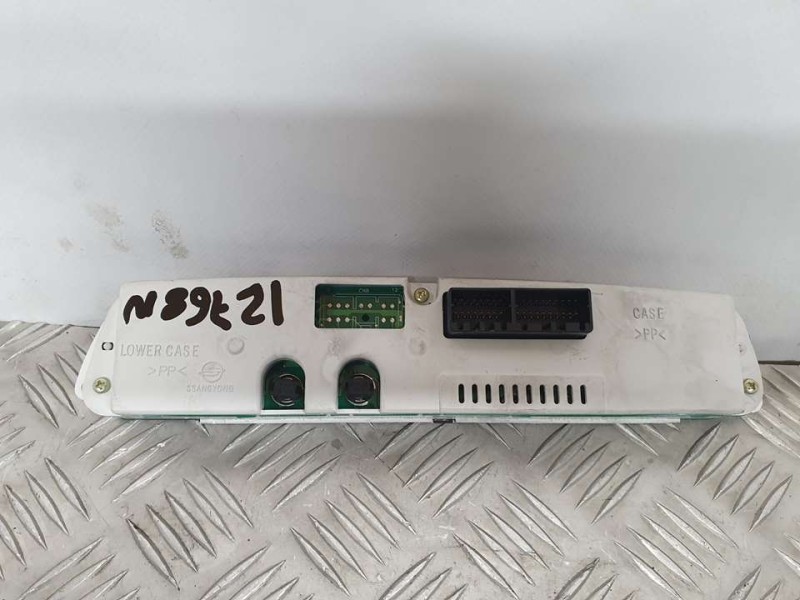 Recambio de cuadro instrumentos para ssangyong rodius xdi referencia OEM IAM 8025021302 26000017120S 