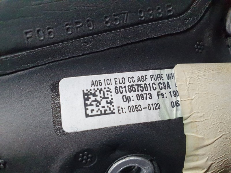 Recambio de retrovisor izquierdo para volkswagen polo (6c1) advance bluemotion referencia OEM IAM 6C1857501C  ELECTRICO 6 CABLES