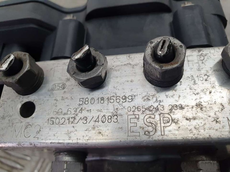 Recambio de abs para iveco daily ka caja cerrada gran espacio 35s... batalla 3300 referencia OEM IAM 5801815699 0265243239 