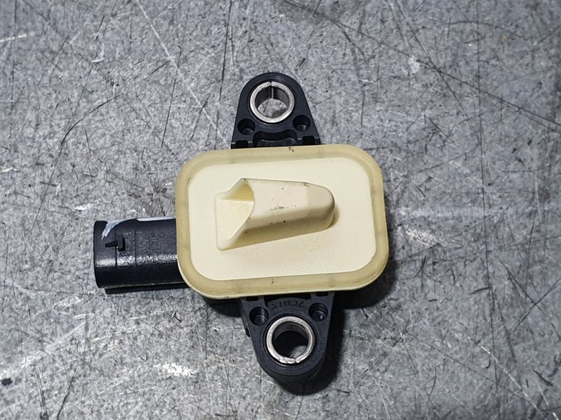 Recambio de sensor para volkswagen polo (6c1) comfortline bluemotion referencia OEM IAM 4H0955557 141204 DE AIRBAG