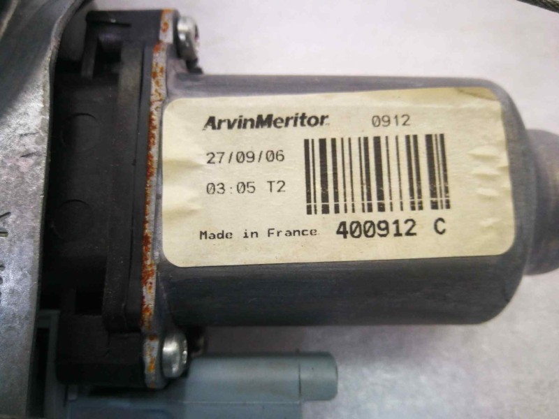 Recambio de elevalunas delantero derecho para peugeot 207 confort referencia OEM IAM 400912C  DOS PINS