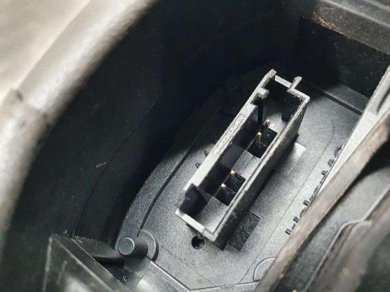 Recambio de cerradura puerta trasera izquierda para bmw serie 4 gran coupe (f36) 418d referencia OEM IAM 7229459  4 PINES