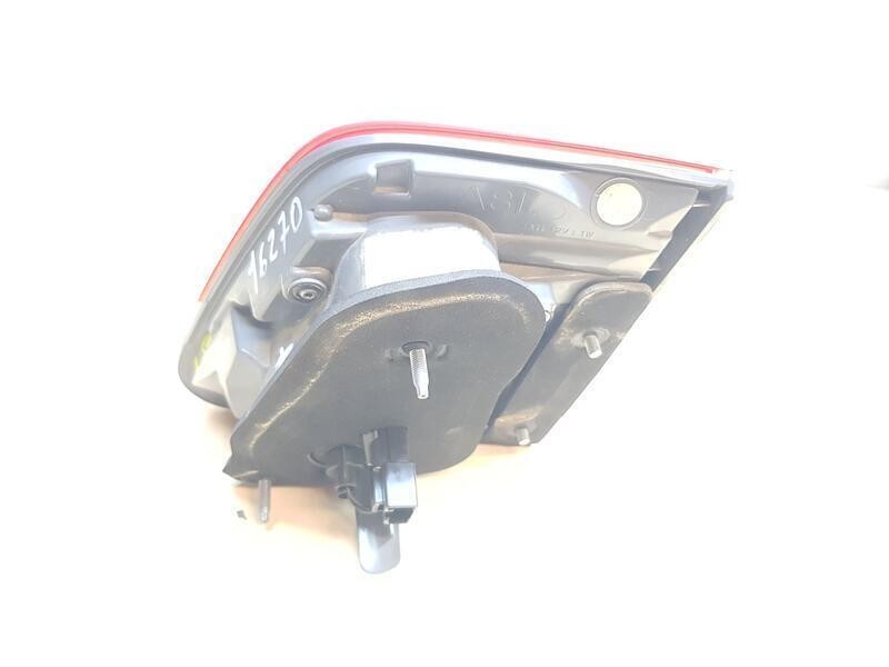 Recambio de piloto trasero izquierdo para toyota avensis (t27) advance referencia OEM IAM 8159005130 TOCADO 