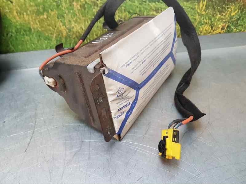 Recambio de kit airbag para renault laguna ii (bg0) privilege referencia OEM IAM 8200325696  