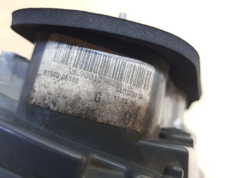 Recambio de piloto trasero izquierdo para toyota avensis (t27) advance referencia OEM IAM 8159005130 TOCADO 