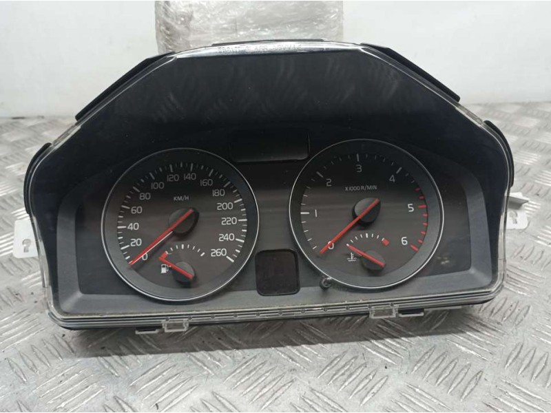 Recambio de cuadro instrumentos para volvo s40 berlina 1.6 d kinetic referencia OEM IAM 31254776 69199420T 