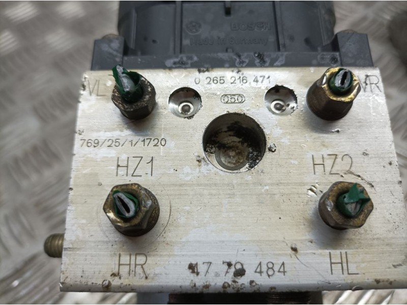 Recambio de abs para saab 900 berlina 2.0 referencia OEM IAM 4779484 0265216471 BOSCH