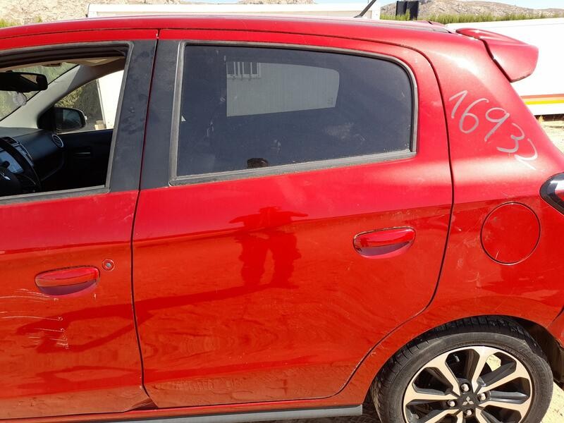 Recambio de puerta trasera izquierda para mitsubishi mirage / space star vi hatchback (a0_a) 1.2 referencia OEM IAM 5730B907  