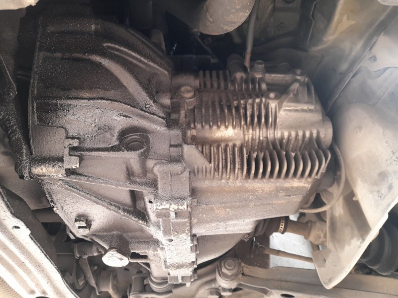 Recambio de caja cambios para nissan primera (p11) 2.0 td referencia OEM IAM 320102J624 5VELOCIDADES 