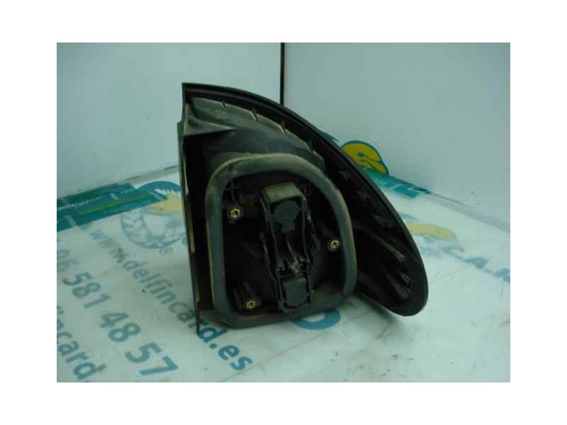 Recambio de piloto trasero izquierdo para renault laguna (b56) 2.0 rt (b56c/h/l) referencia OEM IAM 7701038275  