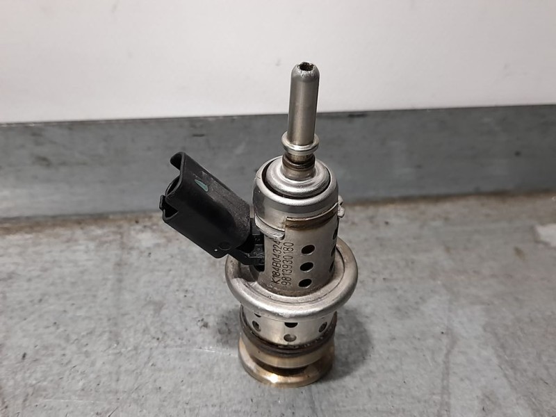 Recambio de inyector adblue para citroën c3 shine referencia OEM IAM 9813930180  