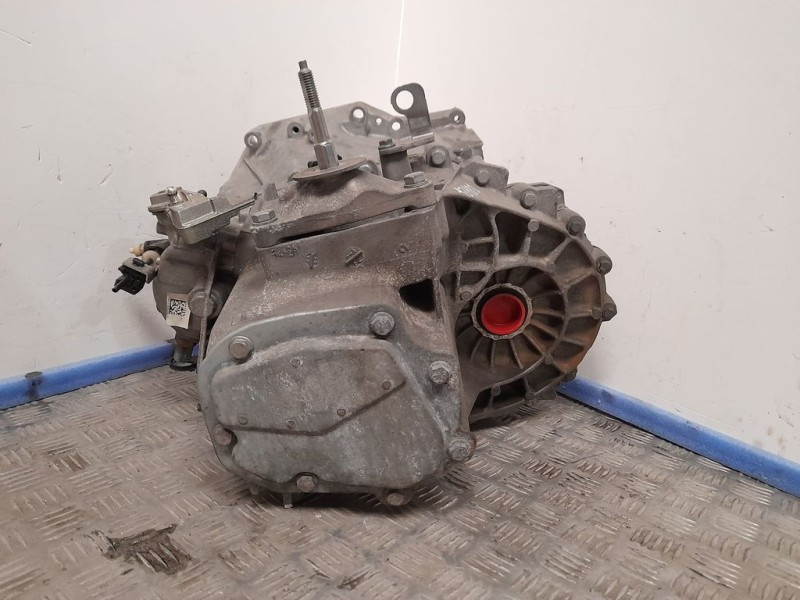 Recambio de caja cambios para citroën c4 lim. live edition referencia OEM IAM 20EA61 3182540 6VELOCIDADES