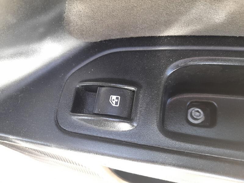 Recambio de mando elevalunas trasero derecho para fiat tipo station wagon (356_, 357_) 1.4 (356wxf1b) referencia OEM IAM 7356646