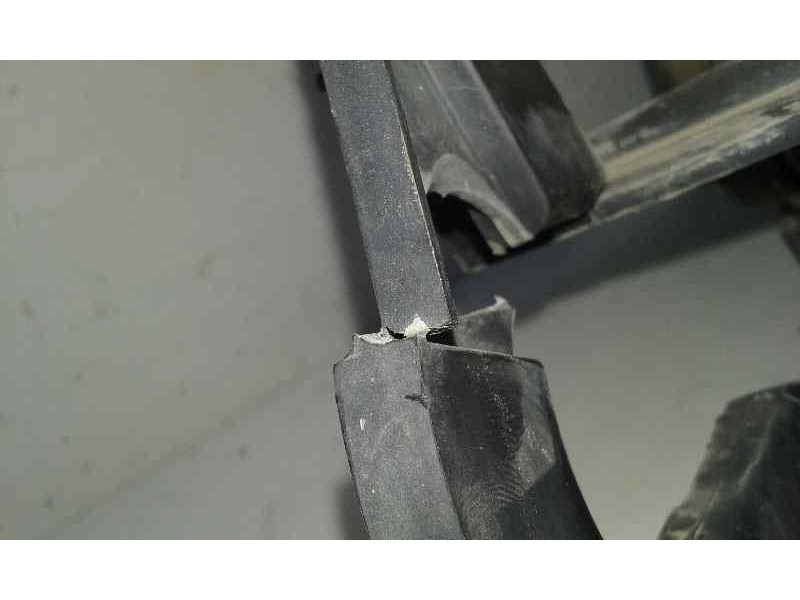 Recambio de faro derecho para nissan almera (n16/e) acenta referencia OEM IAM  PATA ROTA TOCADO