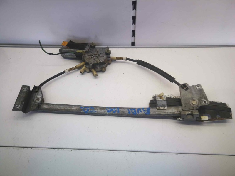 Recambio de elevalunas trasero derecho para audi 100 berlina (443) referencia OEM IAM   DOS PINS