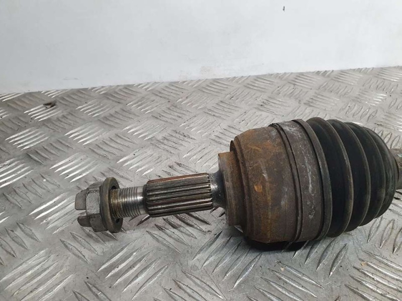 Recambio de transmision delantera derecha para renault clio iii exception referencia OEM IAM 820078880  