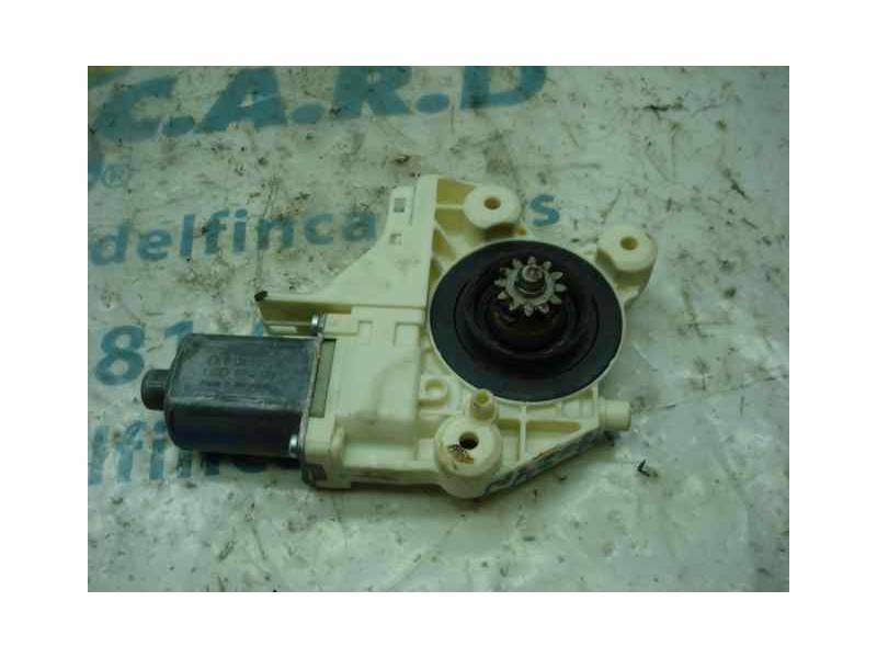 Recambio de motor elevalunas delantero izquierdo para ford focus lim. (cb4) business referencia OEM IAM 1776003 4M5T14A389 