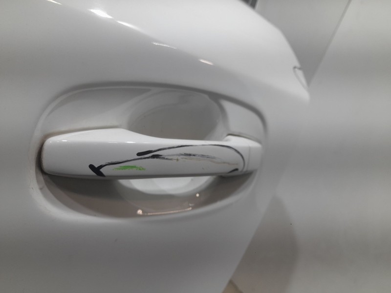 Recambio de puerta trasera izquierda para toyota avensis (t27) advance referencia OEM IAM 6700405170 TOCADA 