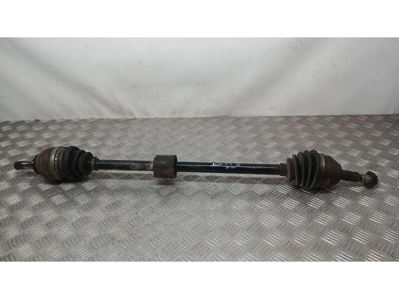 Recambio de transmision delantera derecha para opel astra gtc cosmo referencia OEM IAM 13191328  