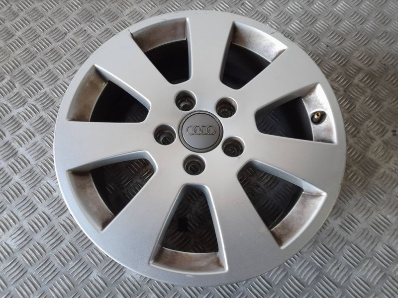 Recambio de llanta para audi a3 sportback (8p) 2.0 tdi ambiente referencia OEM IAM 6.5X16 5 TORN ET 50 ALUMINIO 