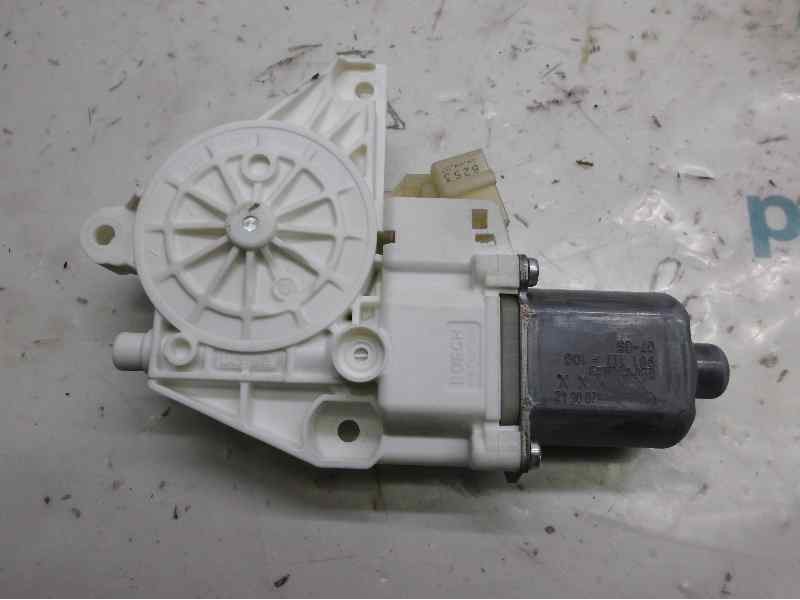 Recambio de motor elevalunas trasero izquierdo para mercedes-benz clase c (w204) berlina c 220 cdi (204.008) referencia OEM IAM 