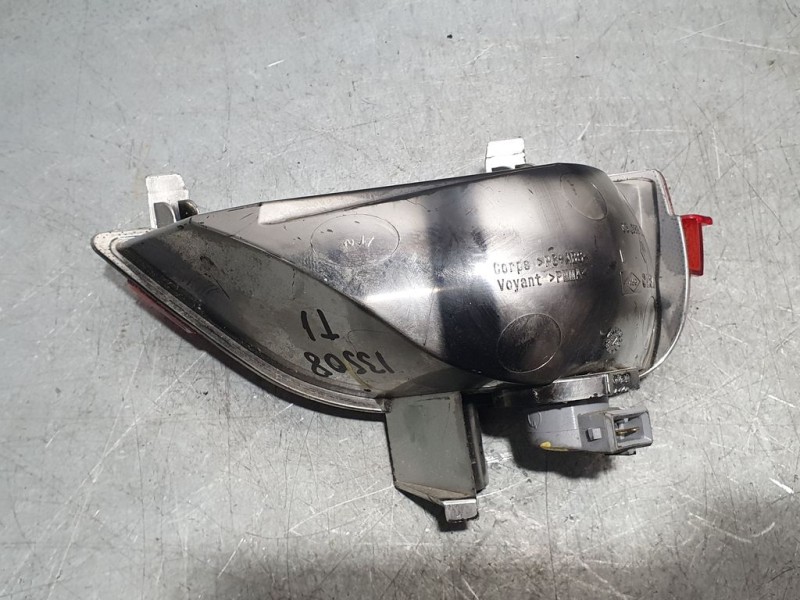 Recambio de piloto trasero izquierdo paragolpes para dacia sandero comfort referencia OEM IAM 265854470R  