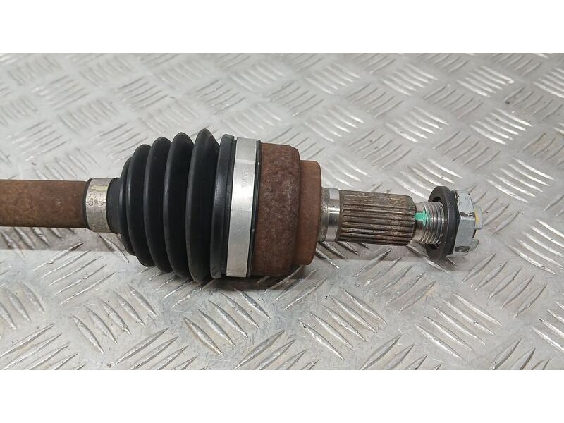 Recambio de transmision trasera derecha para land rover freelander (lr2) s td4 referencia OEM IAM BH524B402AA  EBJ82MBE211