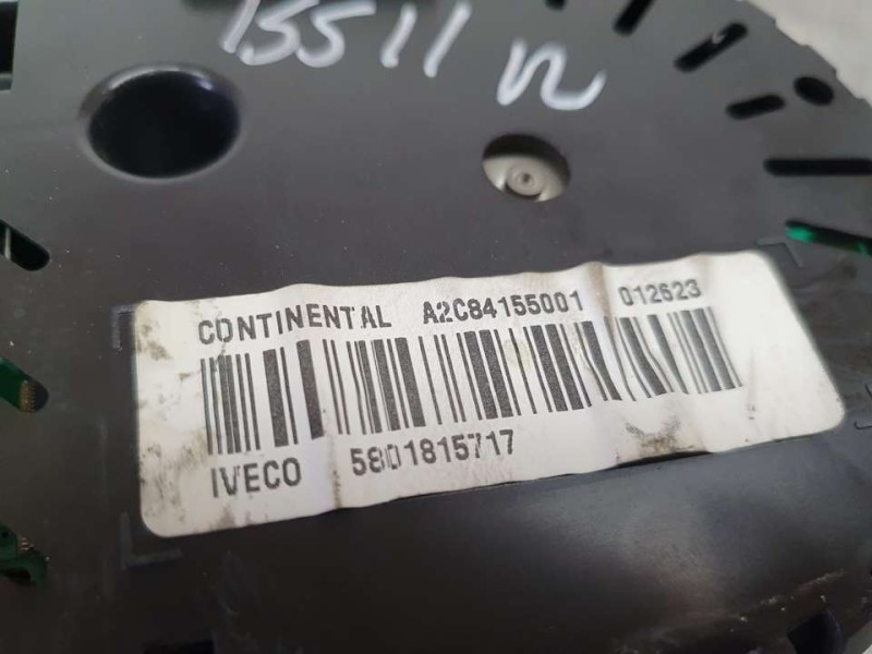 Recambio de cuadro instrumentos para iveco daily ka caja cerrada gran espacio 35s... batalla 3300 referencia OEM IAM 5801815717 