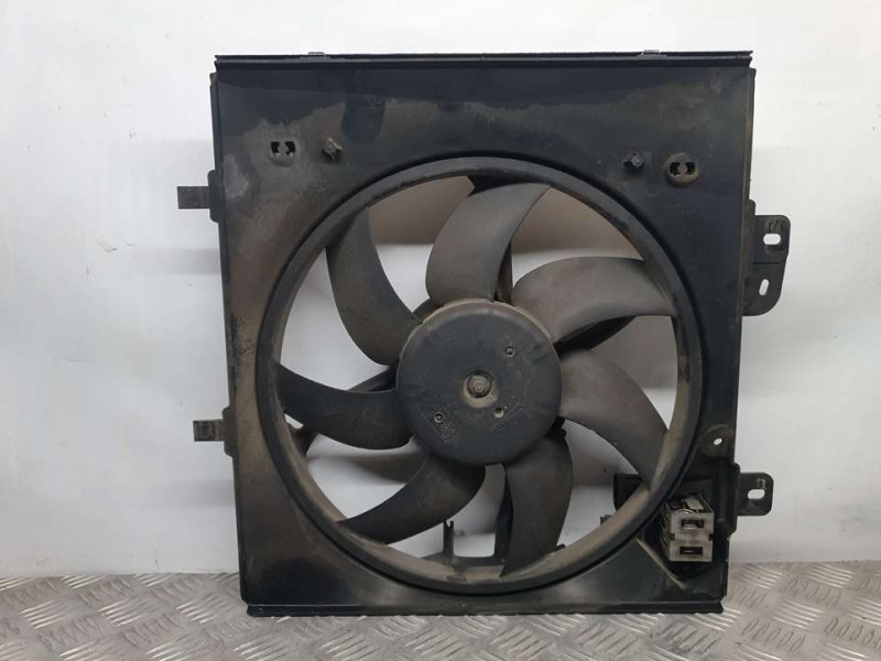 Recambio de electroventilador para peugeot 207 confort referencia OEM IAM M143207  