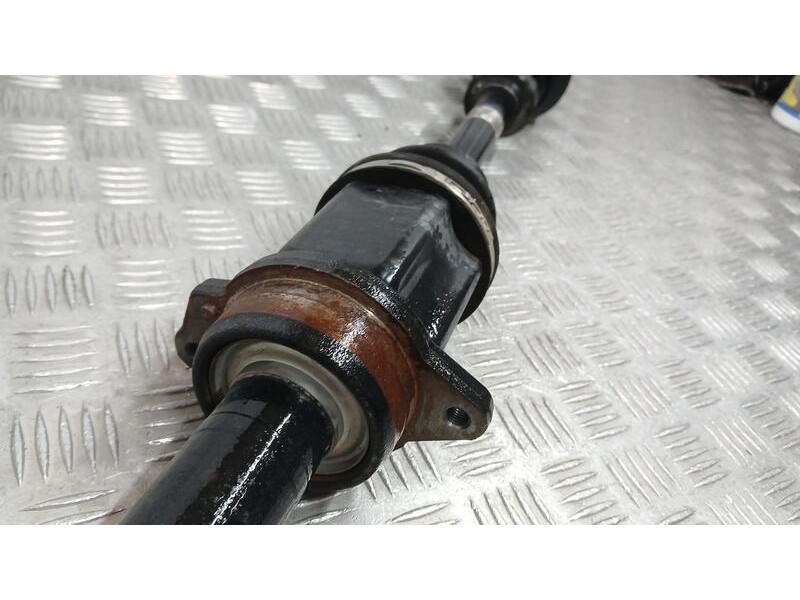 Recambio de transmision delantera derecha para toyota avensis (t27) advance referencia OEM IAM 4341005481  