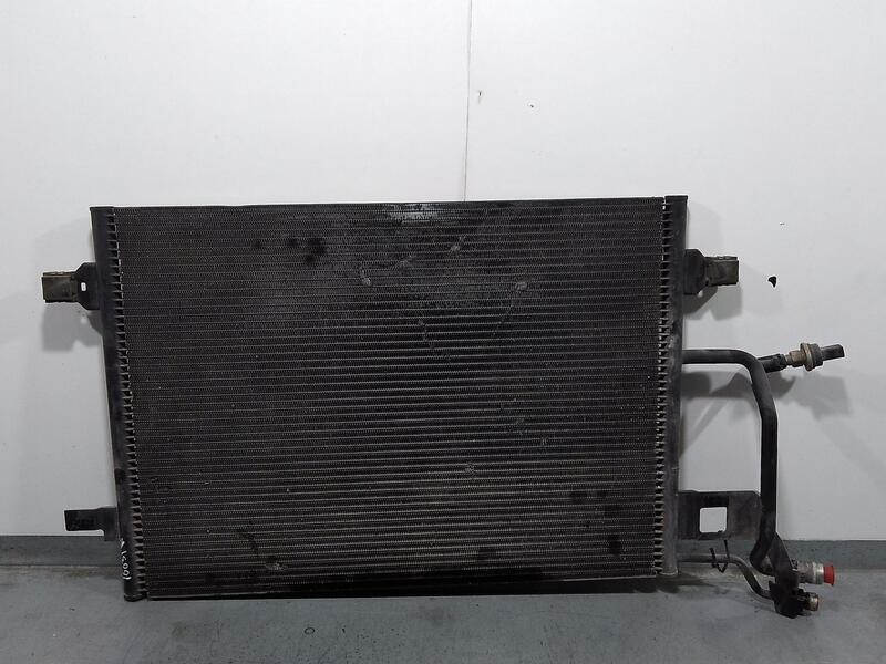 Recambio de condensador / radiador aire acondicionado para audi a6 berlina (4b2) 1.9 tdi referencia OEM IAM 4B0260401T  