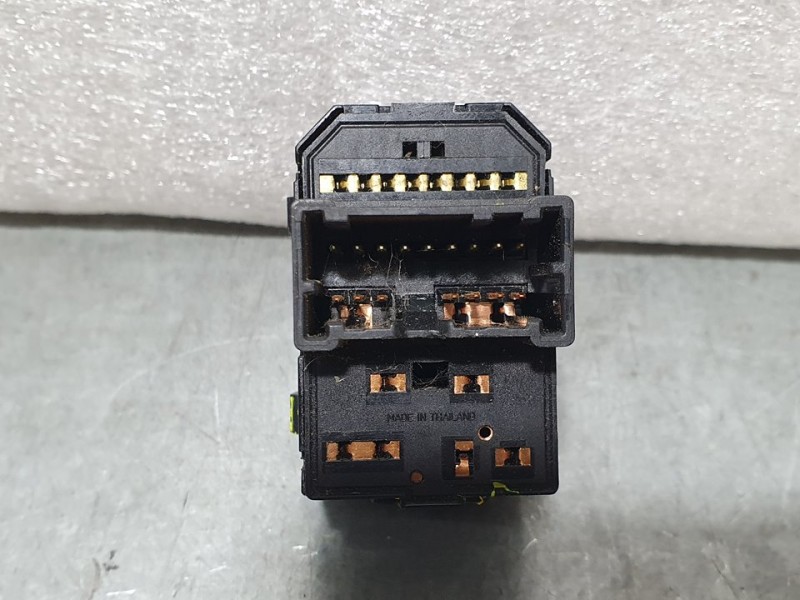 Recambio de mando retrovisor para nissan pulsar (c13) tekna referencia OEM IAM SIN REF  