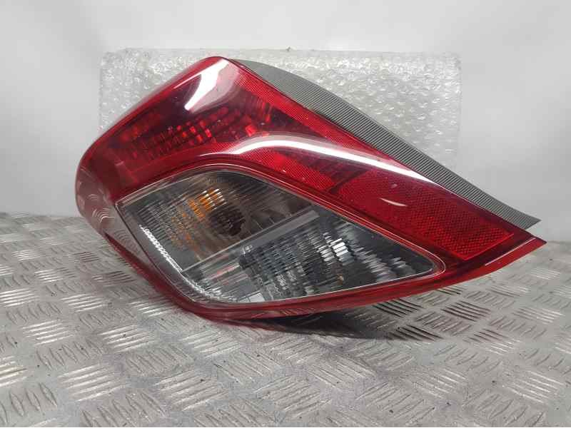 Recambio de piloto trasero izquierdo para toyota yaris active referencia OEM IAM 815610D370  