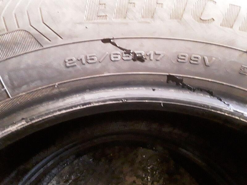Recambio de neumatico pareja para neumaticos reutilizados - referencia OEM IAM 215651799V GOODYEAR 215/65/17/99V
