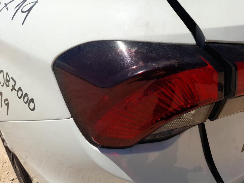 Recambio de piloto trasero izquierdo exterior para fiat tipo station wagon (356_, 357_) 1.4 (356wxf1b) referencia OEM IAM 521153