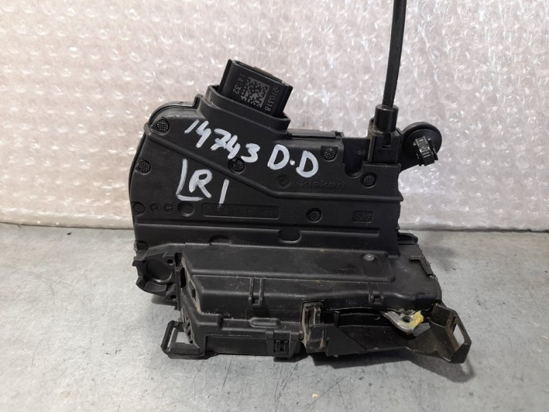 Recambio de cerradura puerta delantera derecha para renault clio iv business referencia OEM IAM 805024563R 40627237 