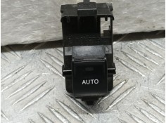 Recambio de mando elevalunas delantero derecho para toyota auris edition referencia OEM IAM 8012K13  