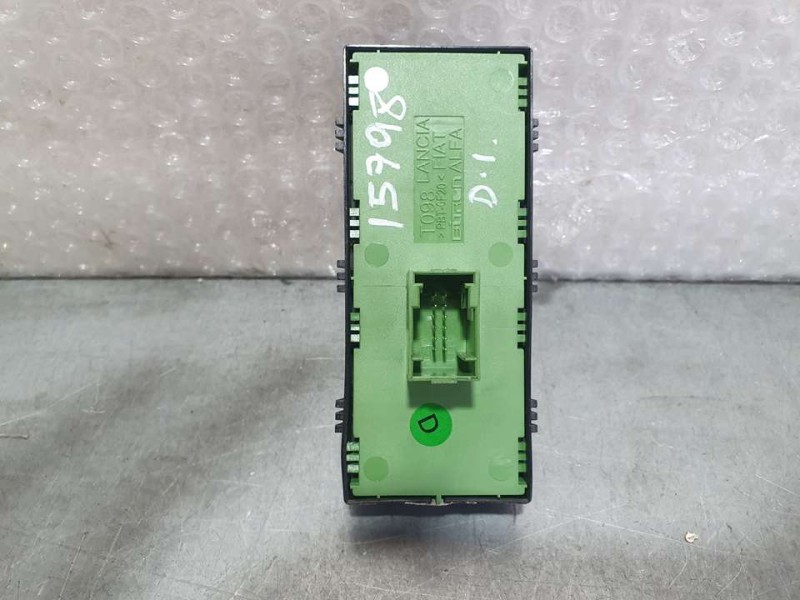 Recambio de mando elevalunas delantero izquierdo para fiat tipo ii (357) berlina lounge referencia OEM IAM 735664632  