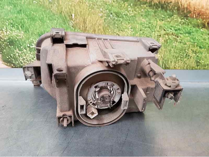 Recambio de faro derecho para renault clio i fase i+ii (b/c57) 1.4 duet referencia OEM IAM   